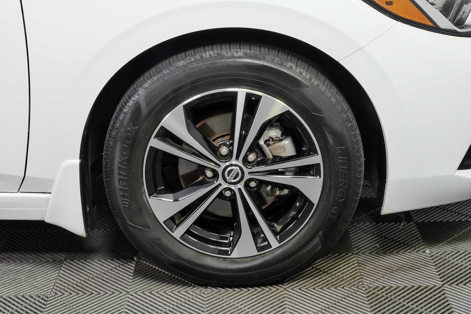 Used 2023 Nissan Sentra SV FWD image 28
