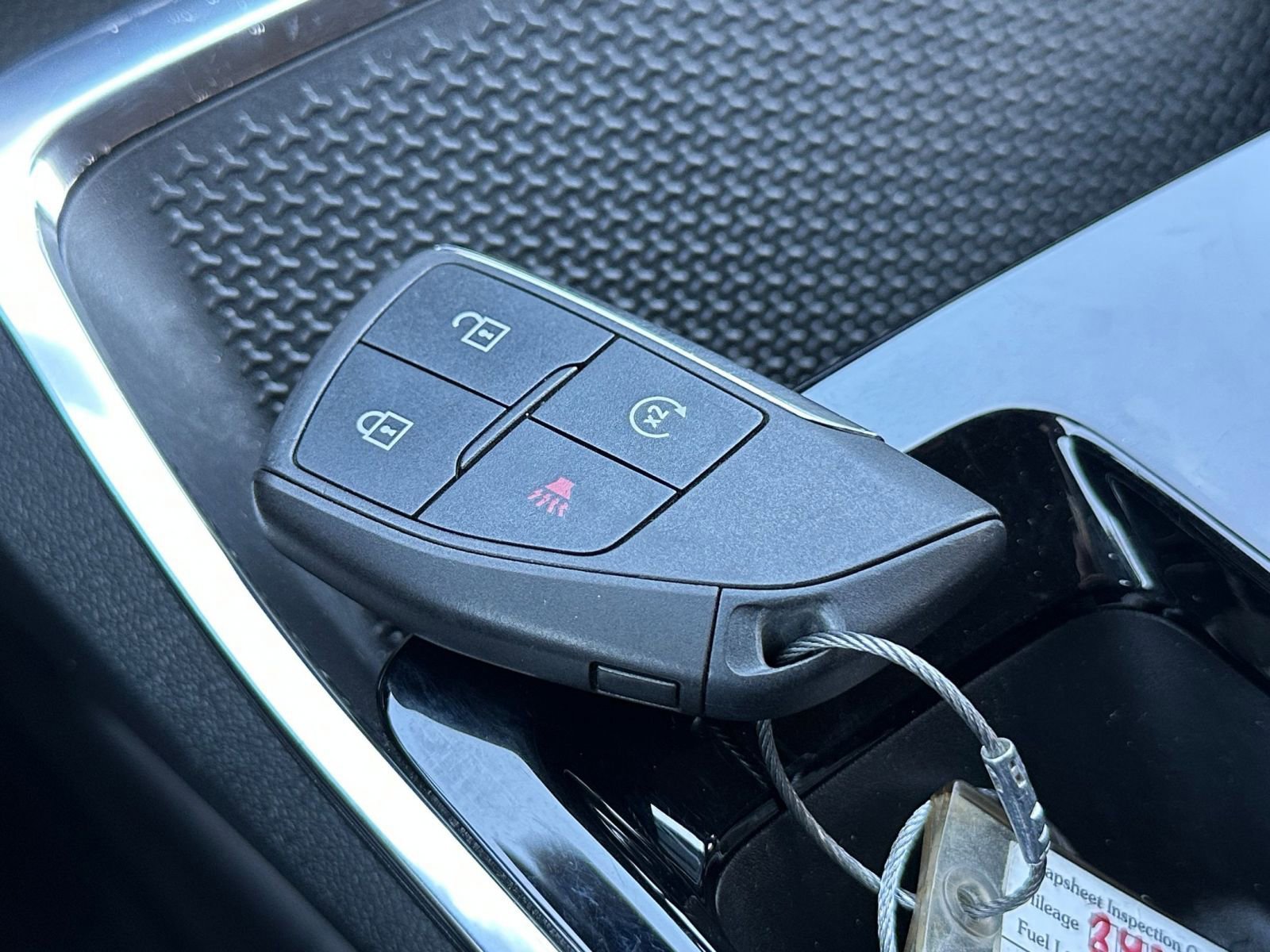 Used 2025 Chevrolet Equinox LT FWD image 24