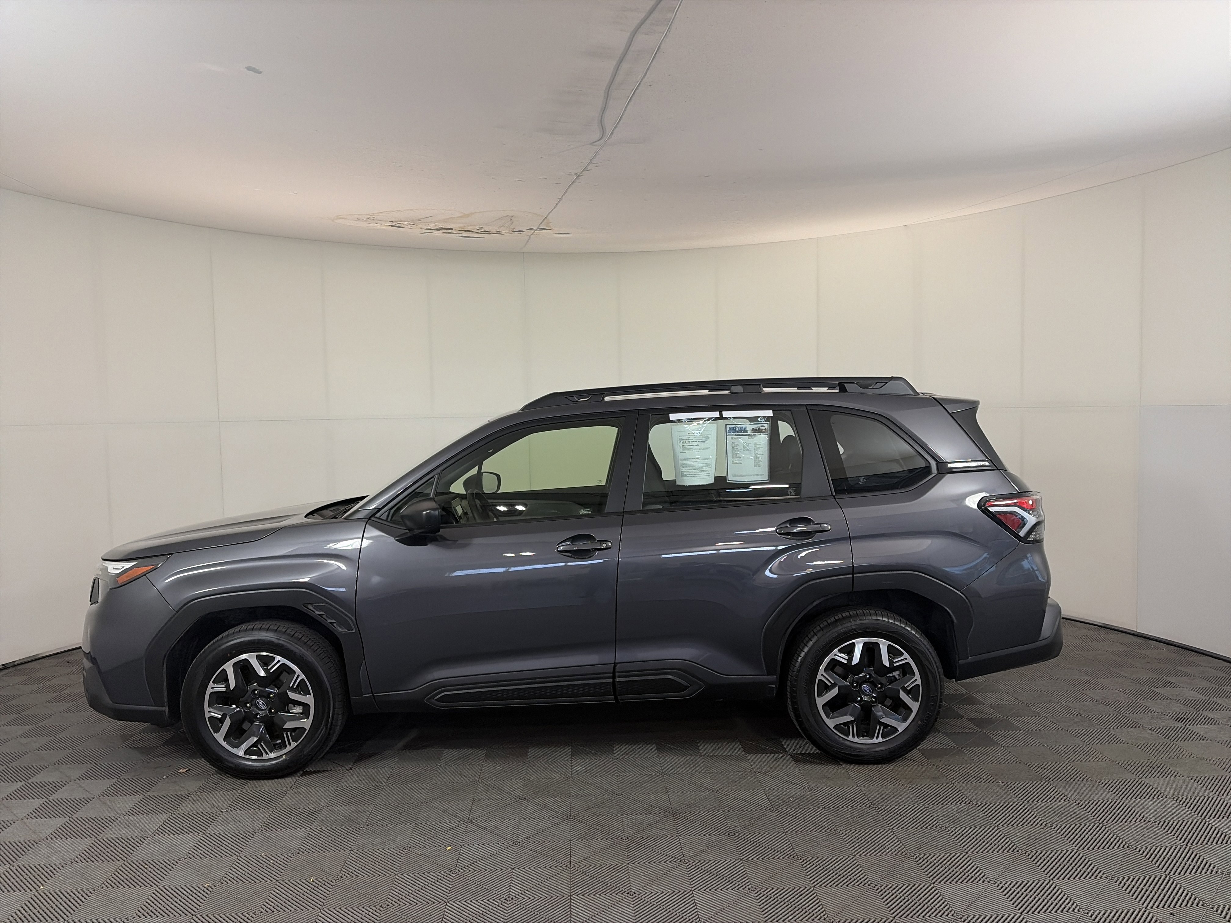 Used 2025 Subaru Forester w/ Convenience Package #1 image 9