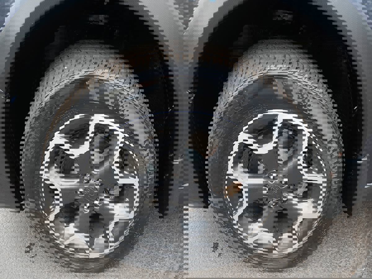 Used 2013 Subaru Crosstrek 2.0i Limited image 28