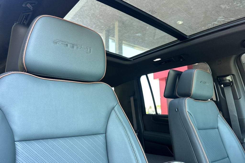 New 2026 GMC Yukon XL AT4 w/ AT4 Premium Plus Package AWD/4WD image 18