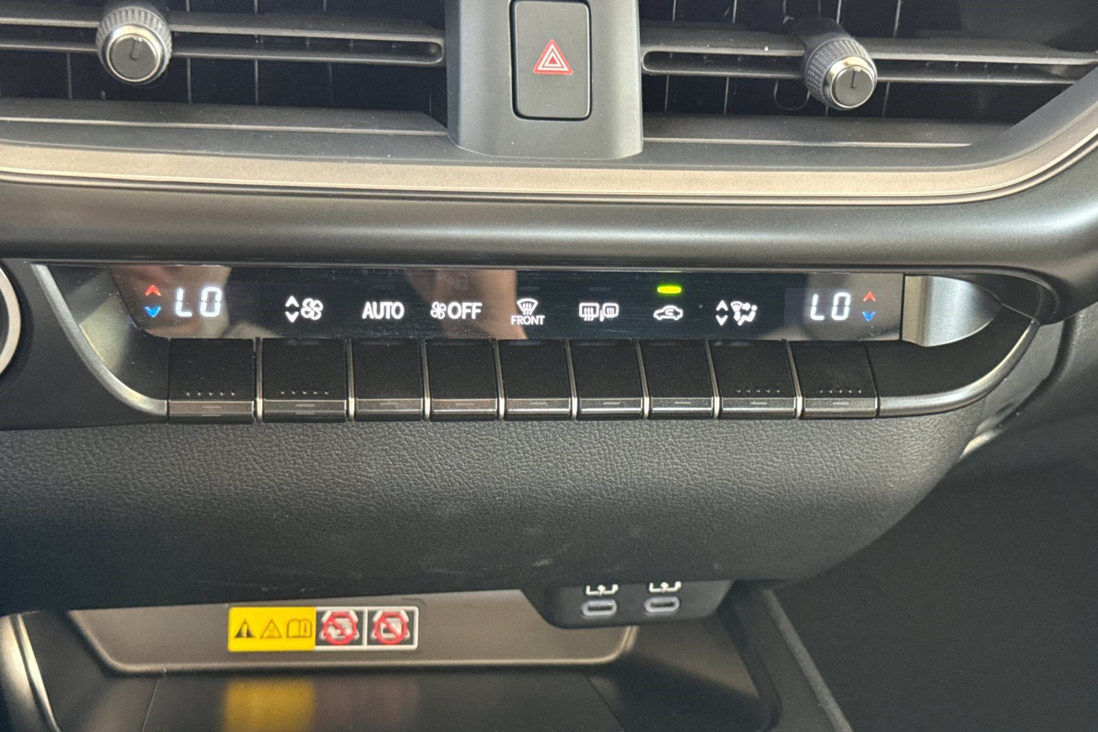 Certified 2026 Lexus UX 300h FWD w/ Accessory Package (Z1) image 26