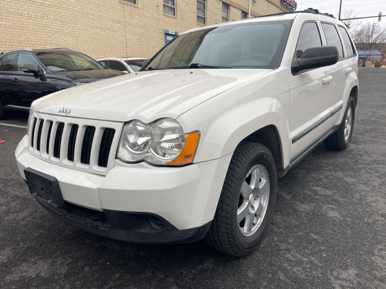 Used 2009 Jeep Grand Cherokee Laredo
