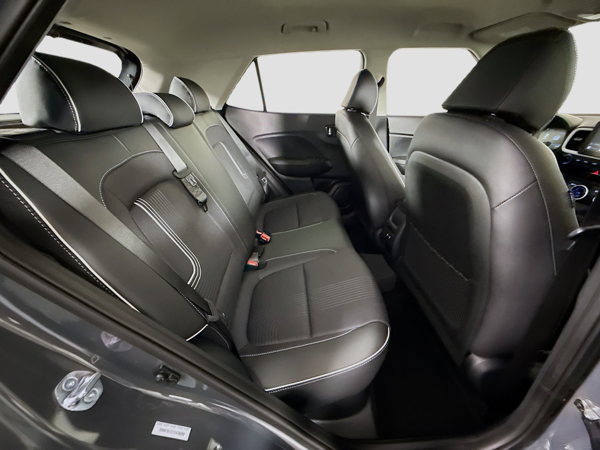 Used 2026 Hyundai Venue SEL FWD image 27