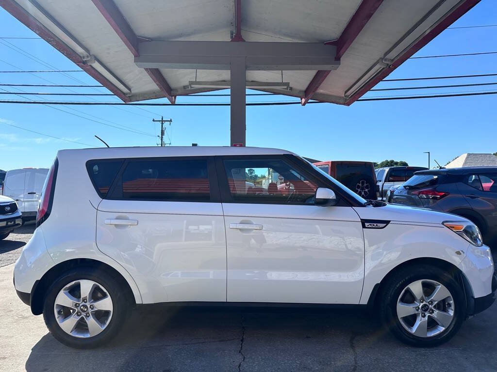 Used 2019 Kia Soul FWD image 5