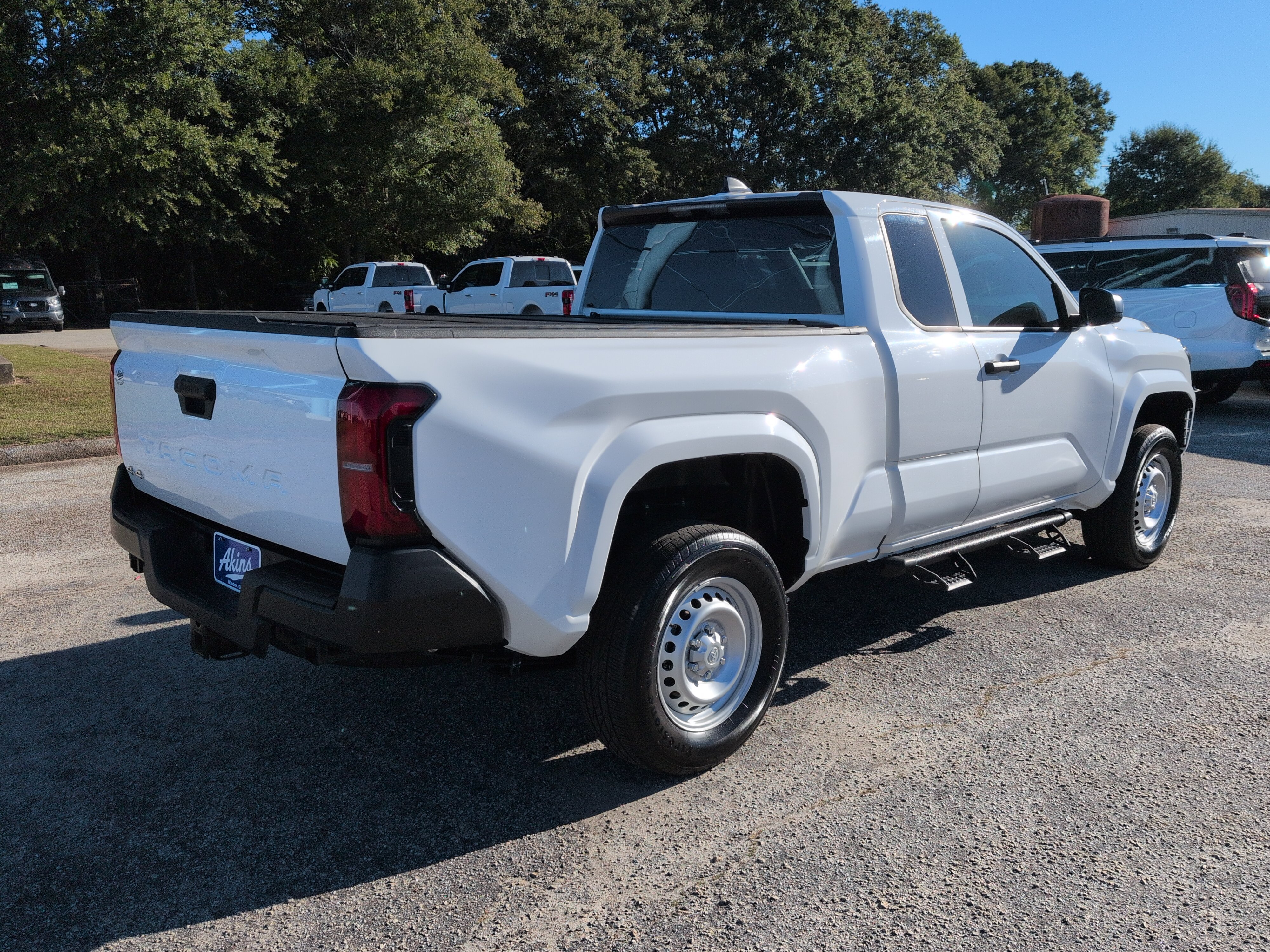 Used 2024 Toyota Tacoma SR w/ Towing Package AWD/4WD image 3