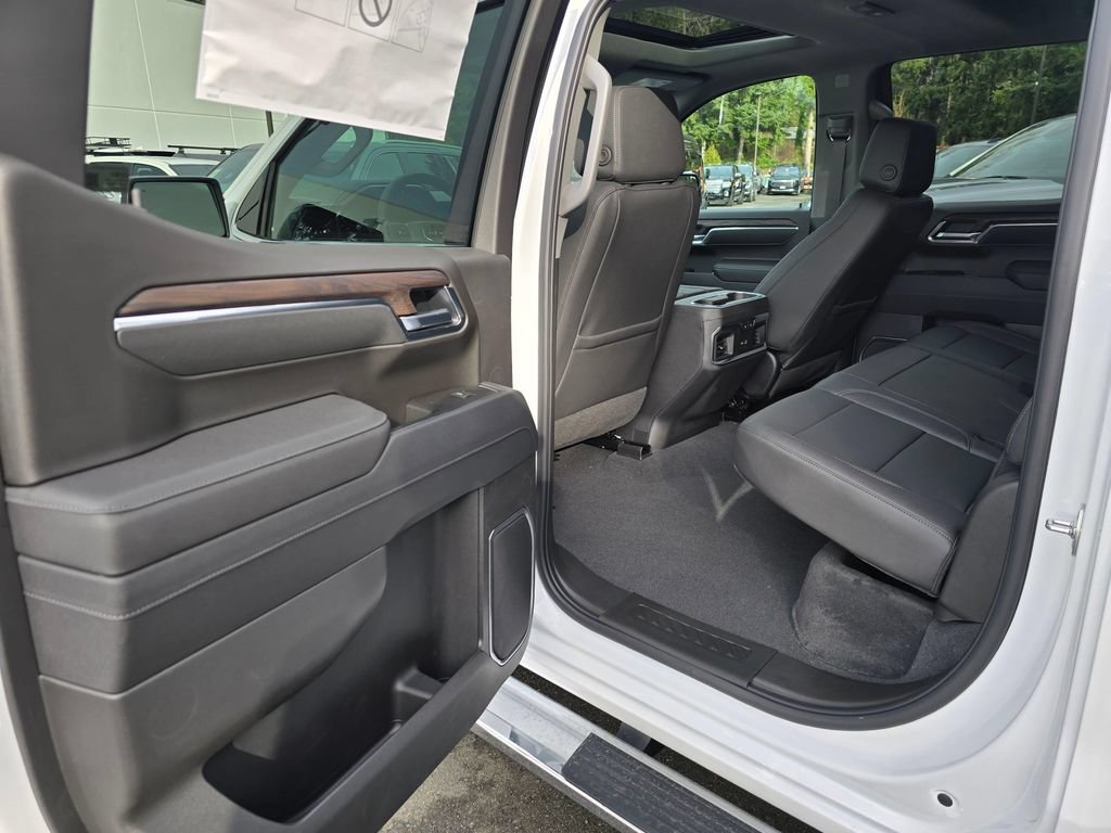 Used 2026 GMC Sierra 1500 SLT w/ SLT Premium Plus Package AWD/4WD image 16