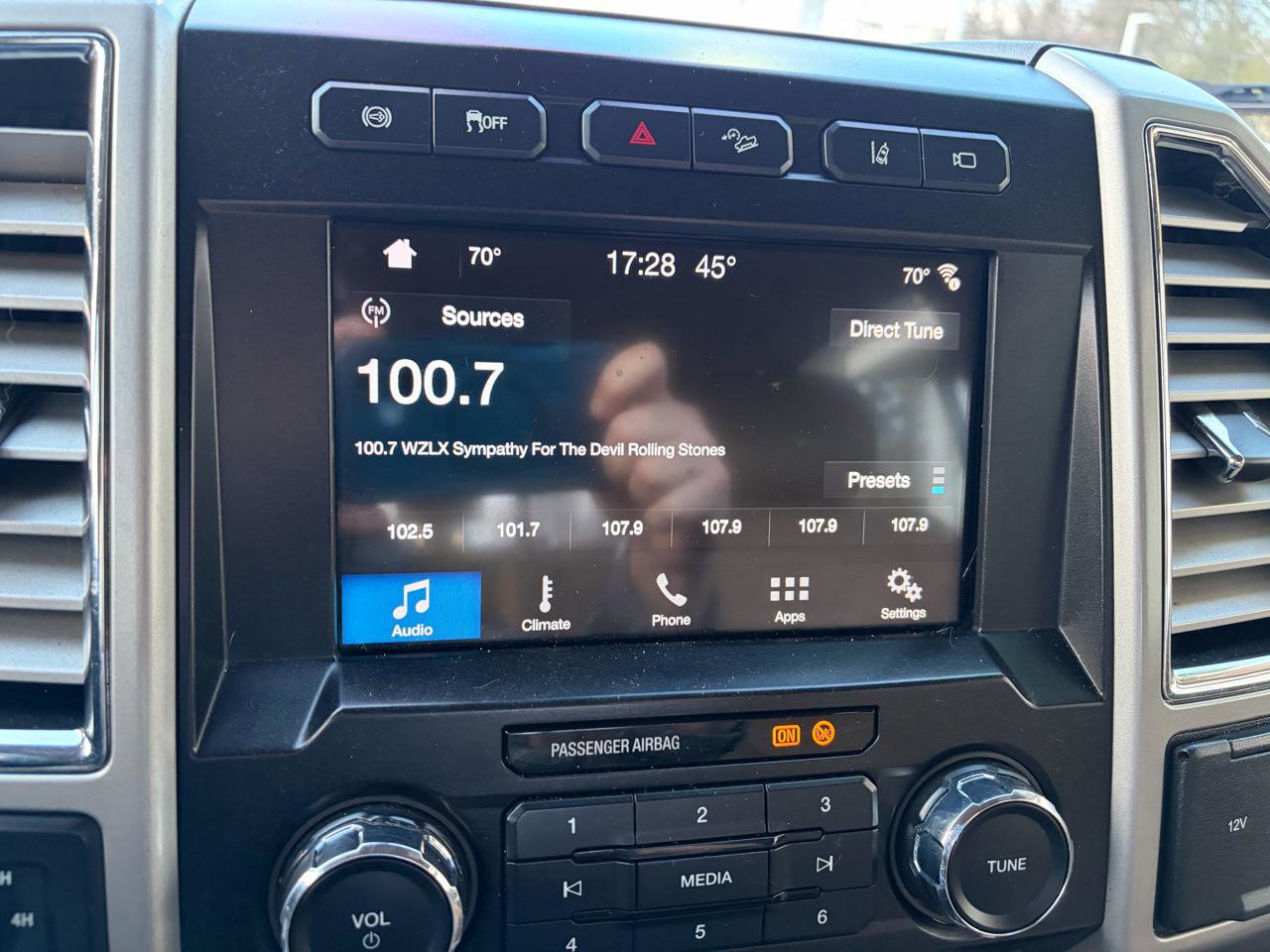 Used 2017 Ford F250 Lariat w/ Tow Technology Bundle AWD/4WD image 31