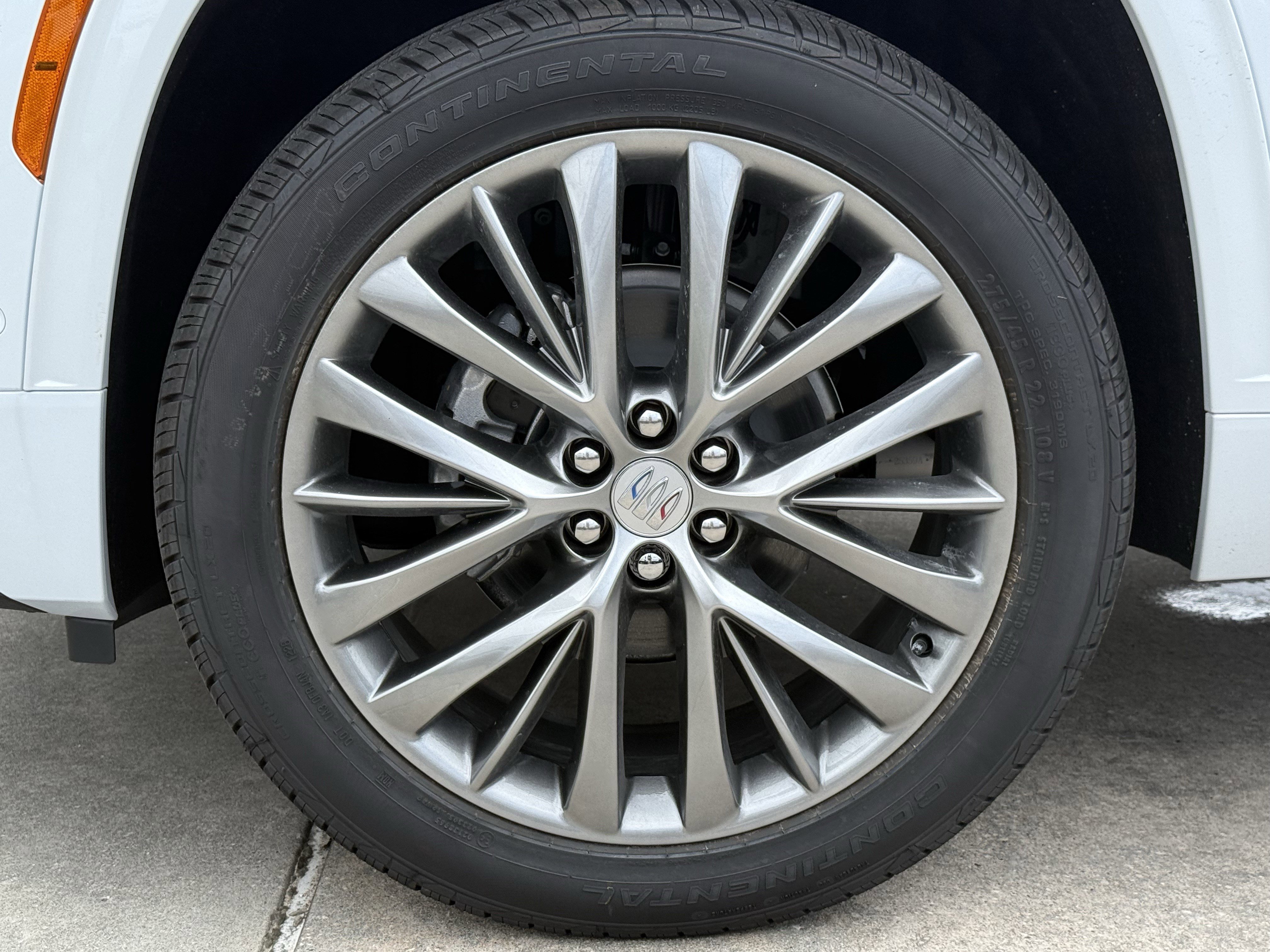 New 2026 Buick Enclave Avenir w/ Super Cruise Package FWD image 9