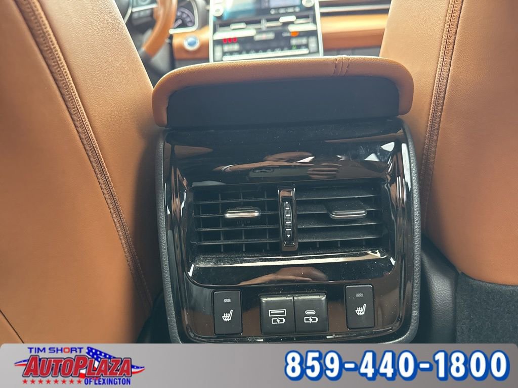 Used 2021 Toyota Avalon Limited w/ Advanced Safety Package image 42