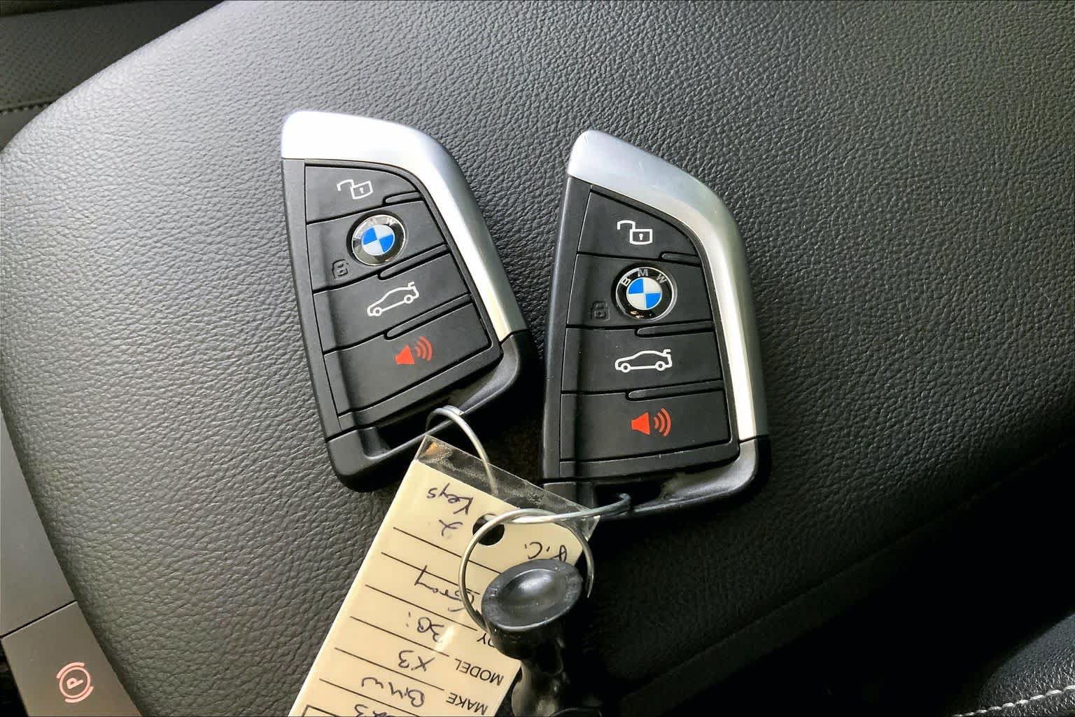 Used 2023 BMW X3 xDrive30i w/ Convenience Package w/ZPA AWD/4WD image 14