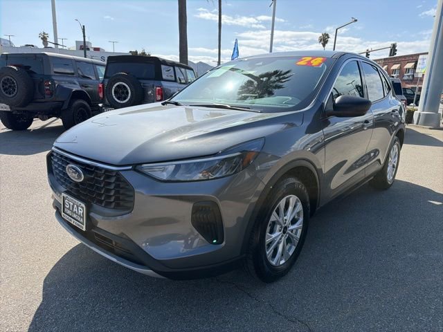 Certified 2024 Ford Escape Active FWD image 3