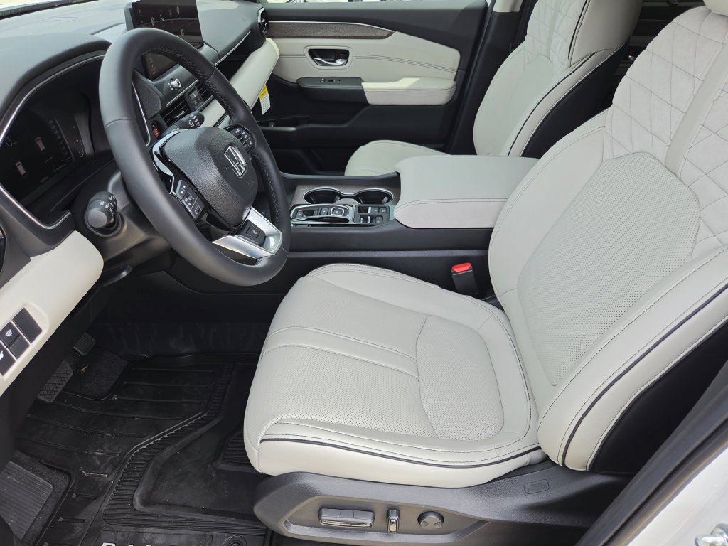 New 2026 Honda Pilot Elite image 8