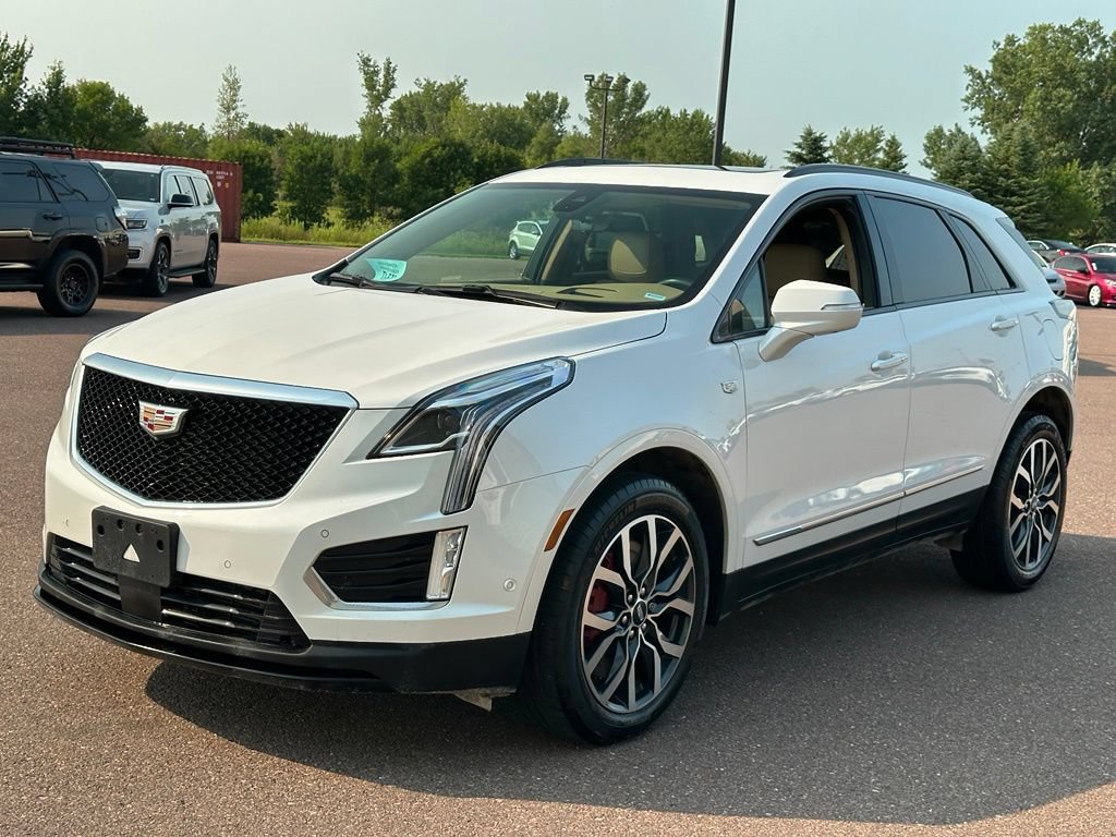 Used 2023 Cadillac XT5 Sportv w/ Platinum Package AWD/4WD image 4