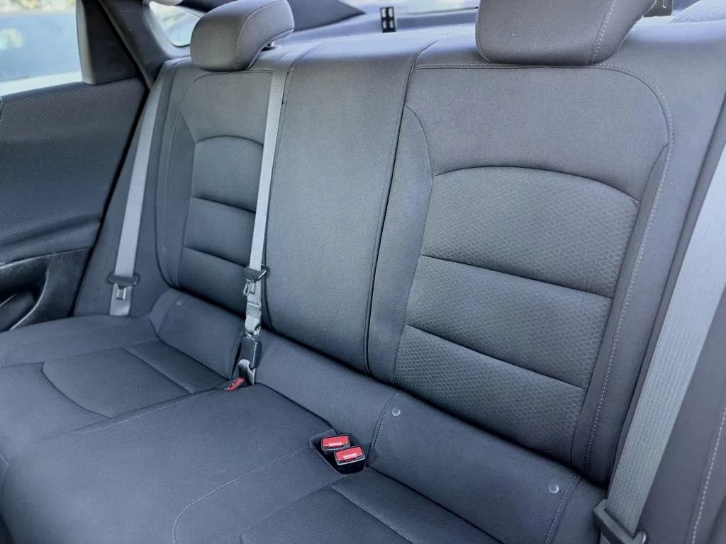 Used 2024 Chevrolet Malibu LS w/ Driver Confidence Package FWD image 18