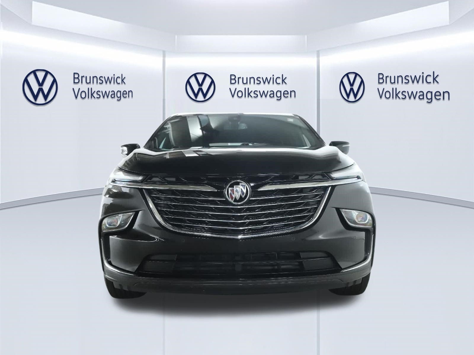 Used 2024 Buick Enclave Essence FWD image 5