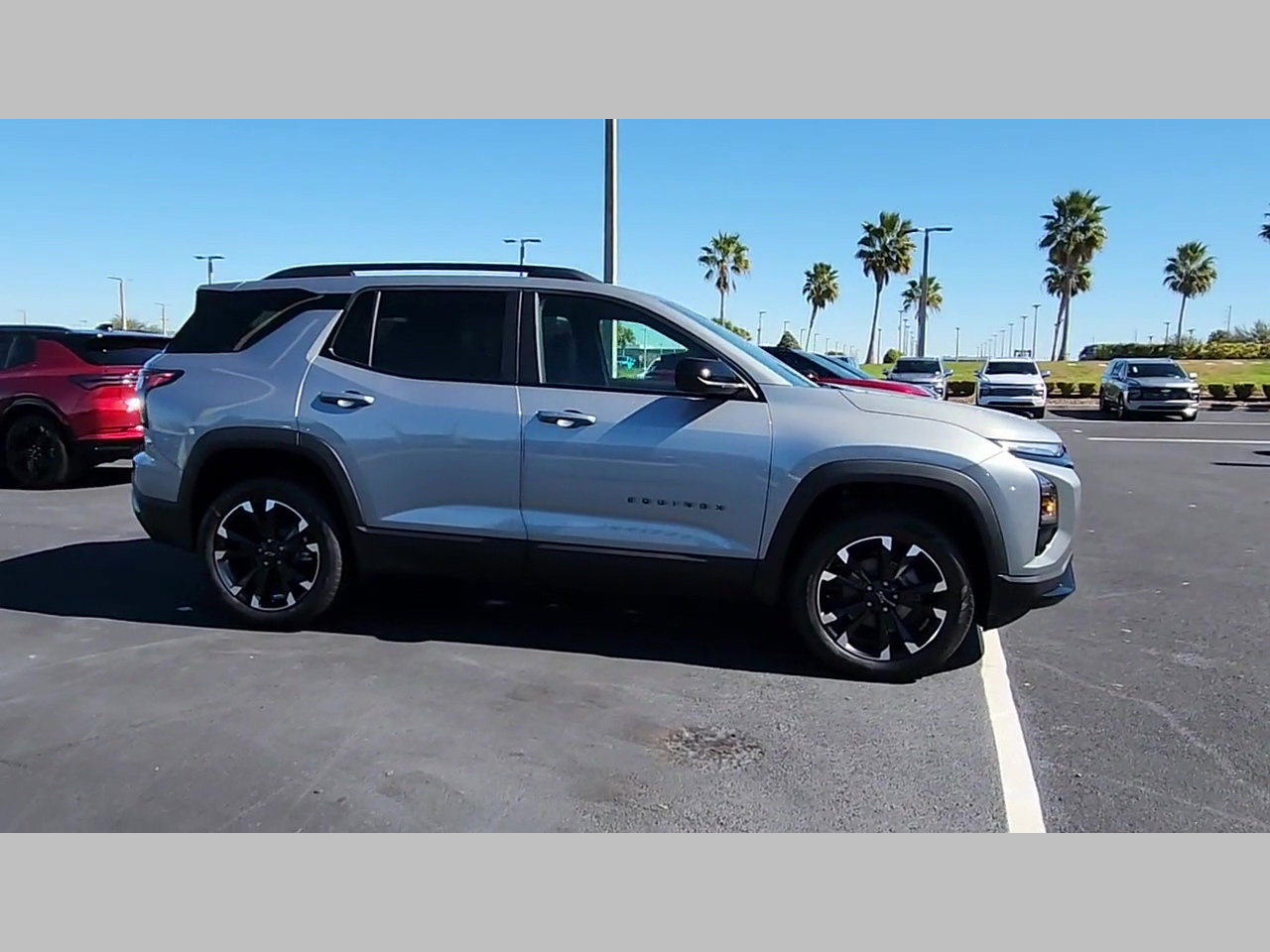 New 2026 Chevrolet Equinox RS w/ Convenience Package III FWD image 20