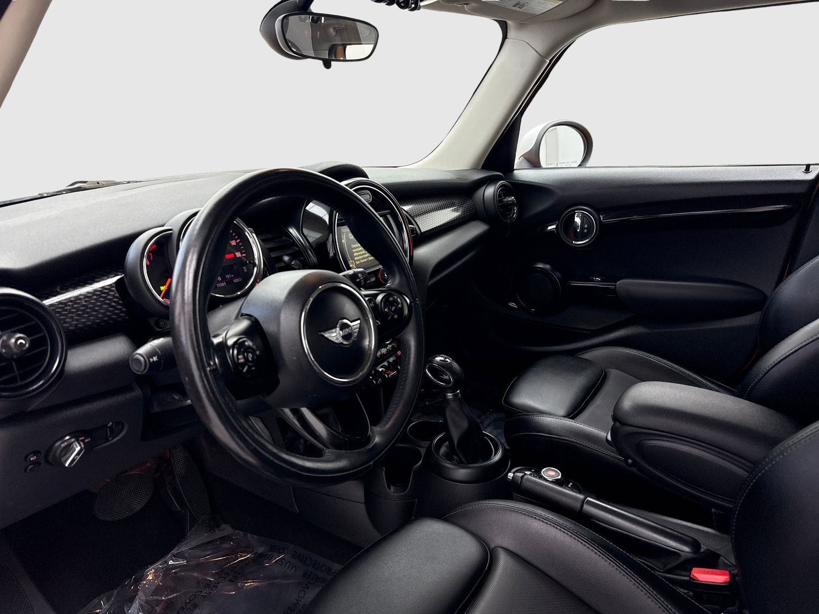 Used 2018 MINI Cooper S image 18