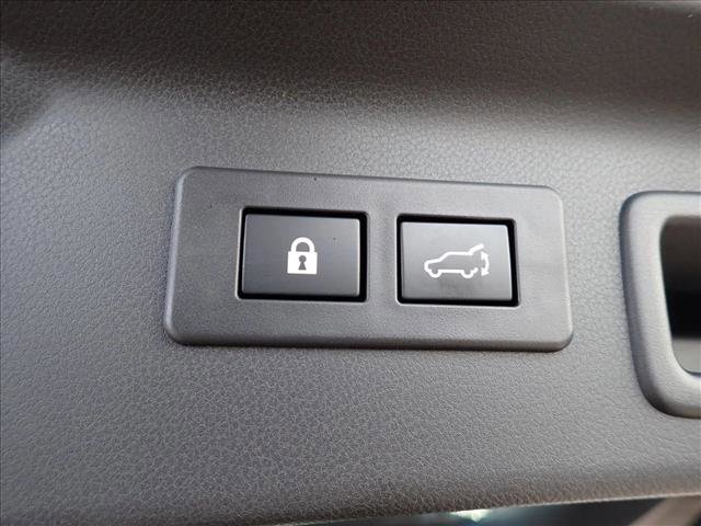 Certified 2025 Subaru Forester Limited image 9