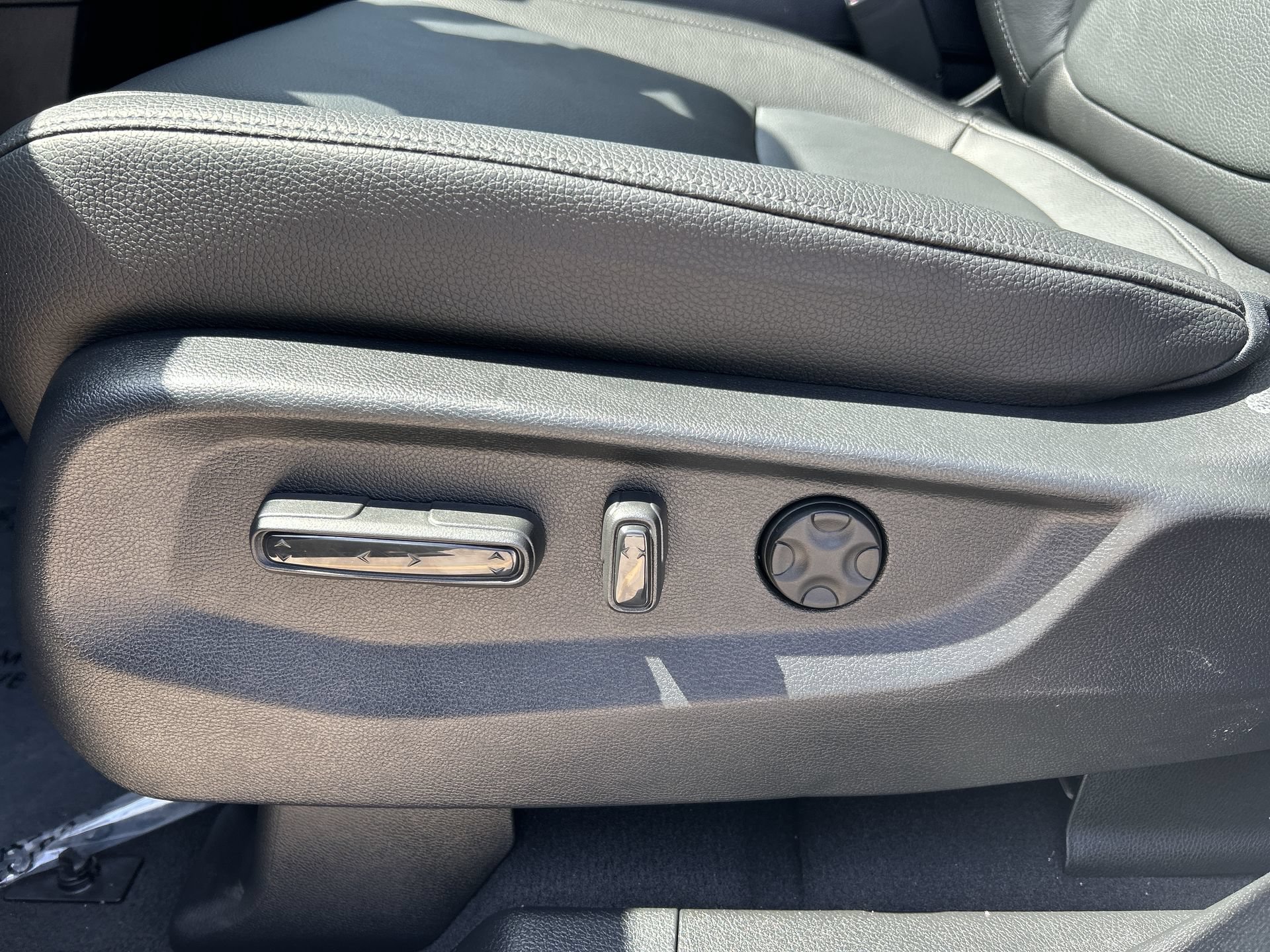 Used 2026 Honda Odyssey EX-L image 14