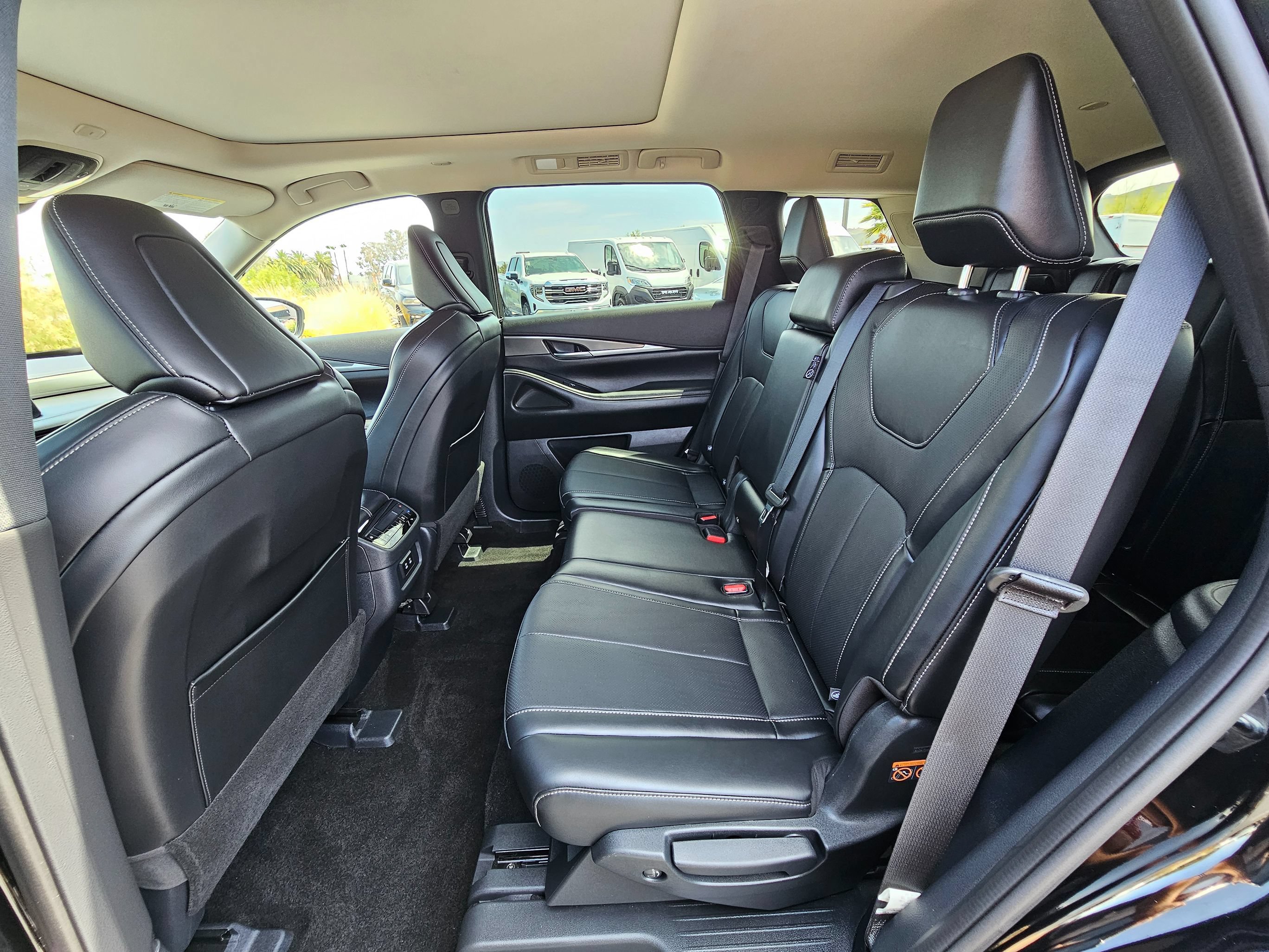 Used 2026 INFINITI QX60 Pure w/ Cargo Package AWD/4WD image 20