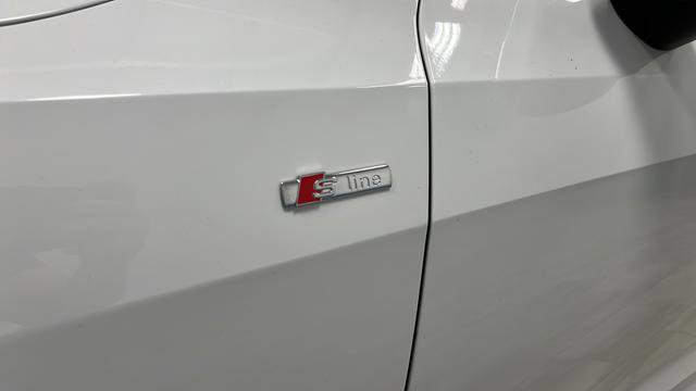 Used 2021 Audi A7 e Premium Plus w/ Executive Package image 35