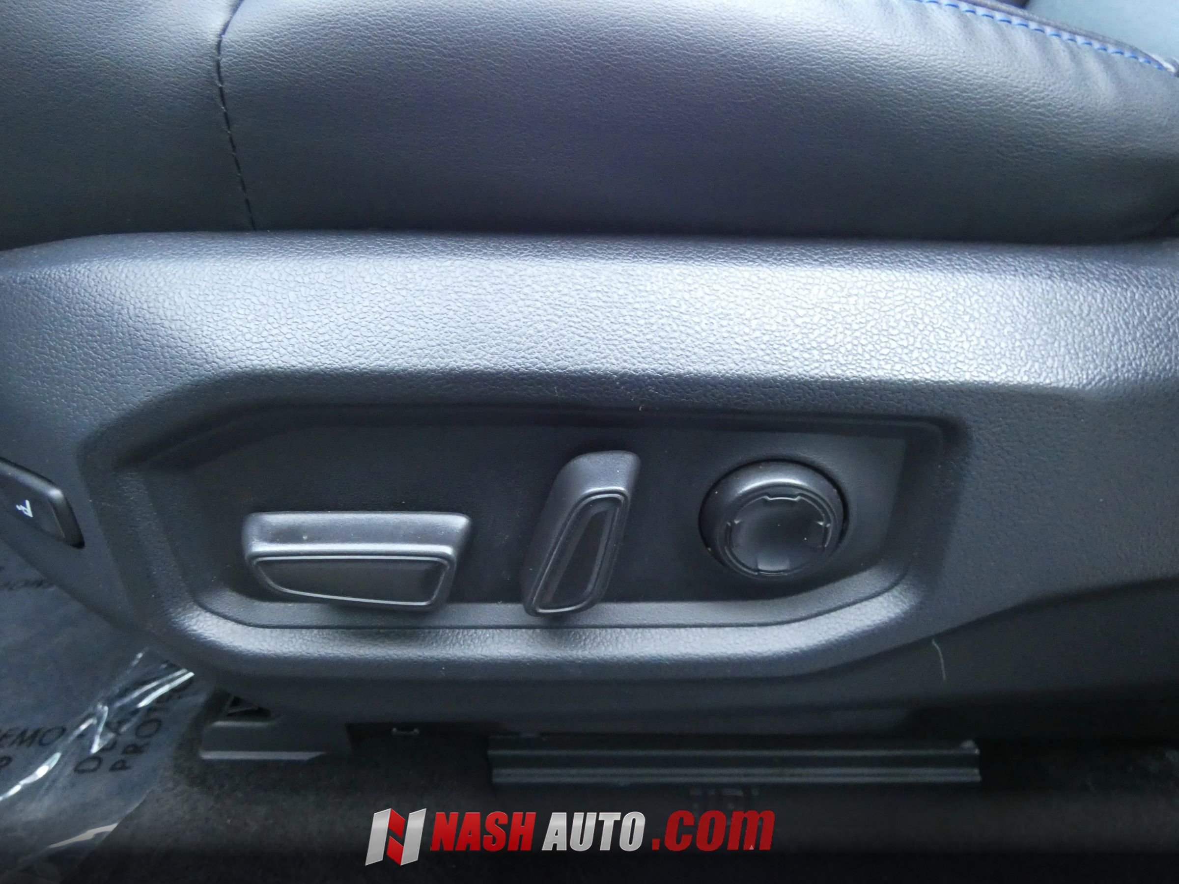 Used 2024 Toyota Tundra Platinum AWD/4WD image 53