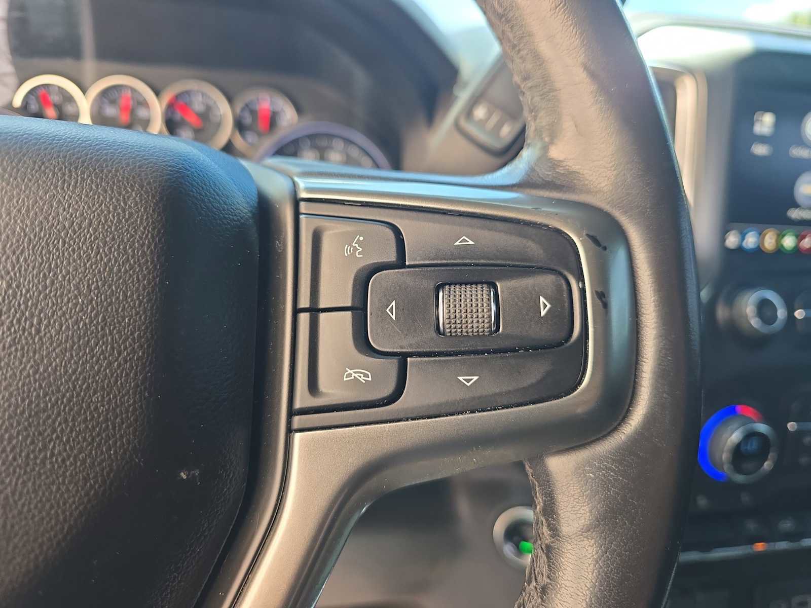 Used 2020 Chevrolet Silverado 1500 RST w/ All-Star Edition RWD image 18