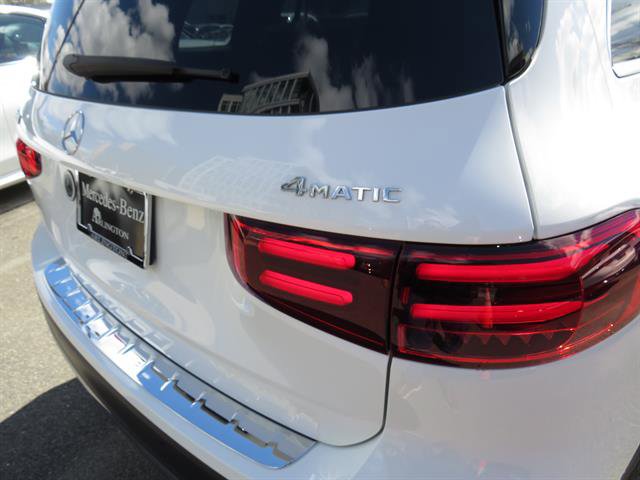 Used 2025 Mercedes-Benz GLB 250 4MATIC image 28