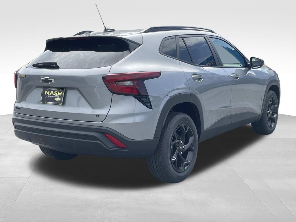 New 2026 Chevrolet Trax LT w/ Driver Confidence Package FWD image 3