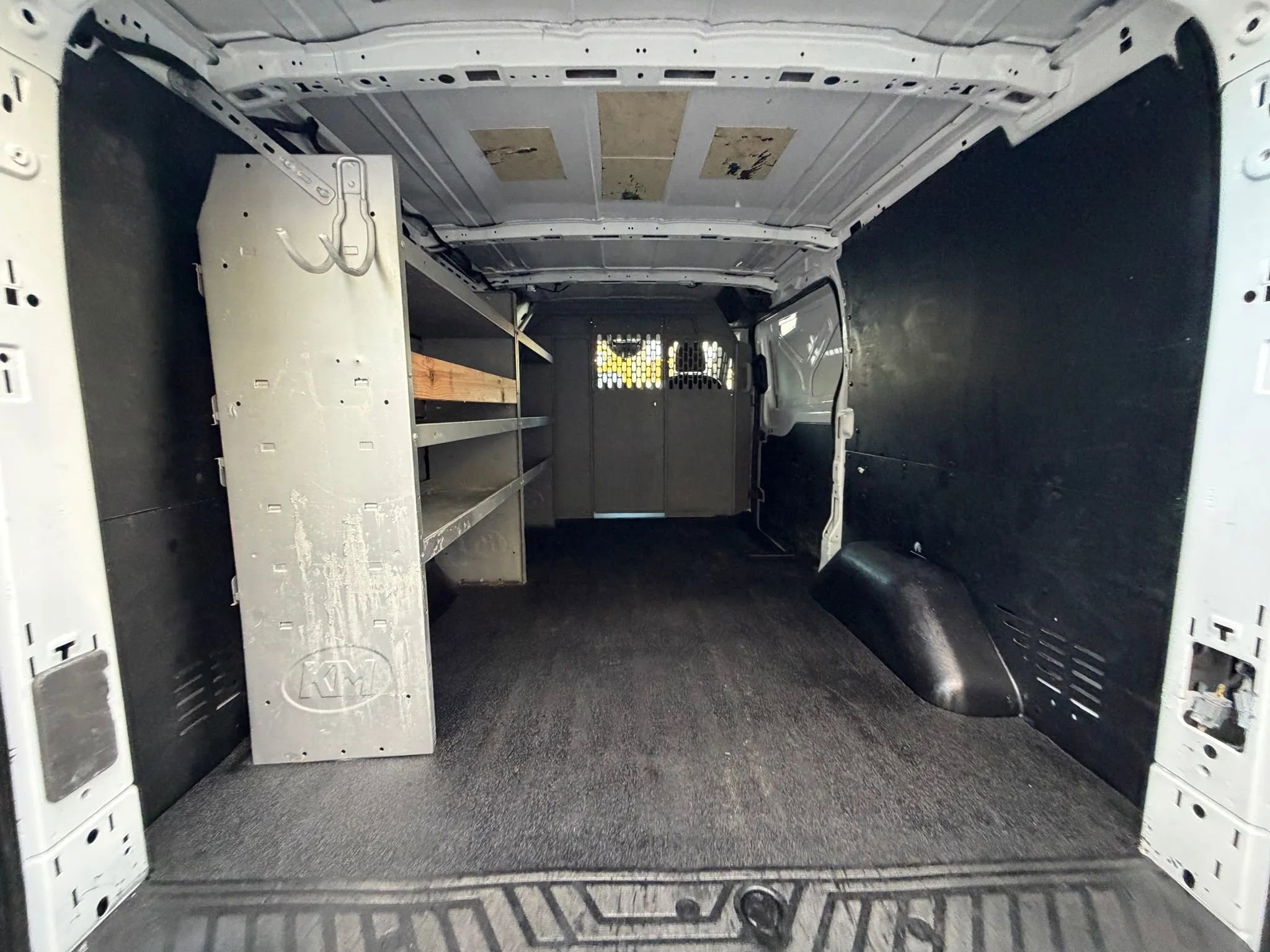 Used 2022 Ford Transit 150 Low Roof RWD image 6