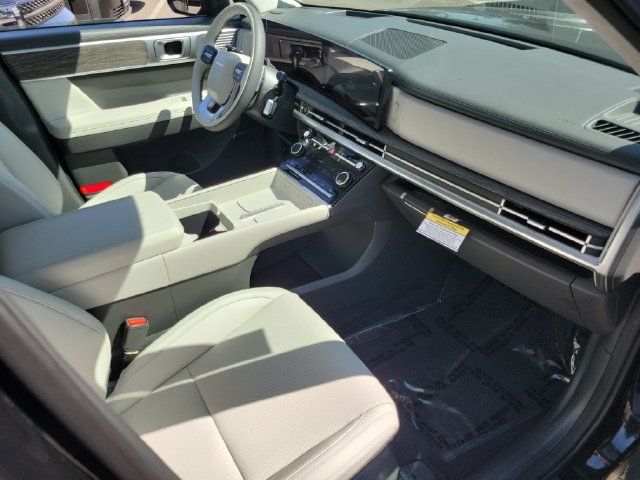 New 2025 Hyundai Santa Fe Calligraphy FWD image 18