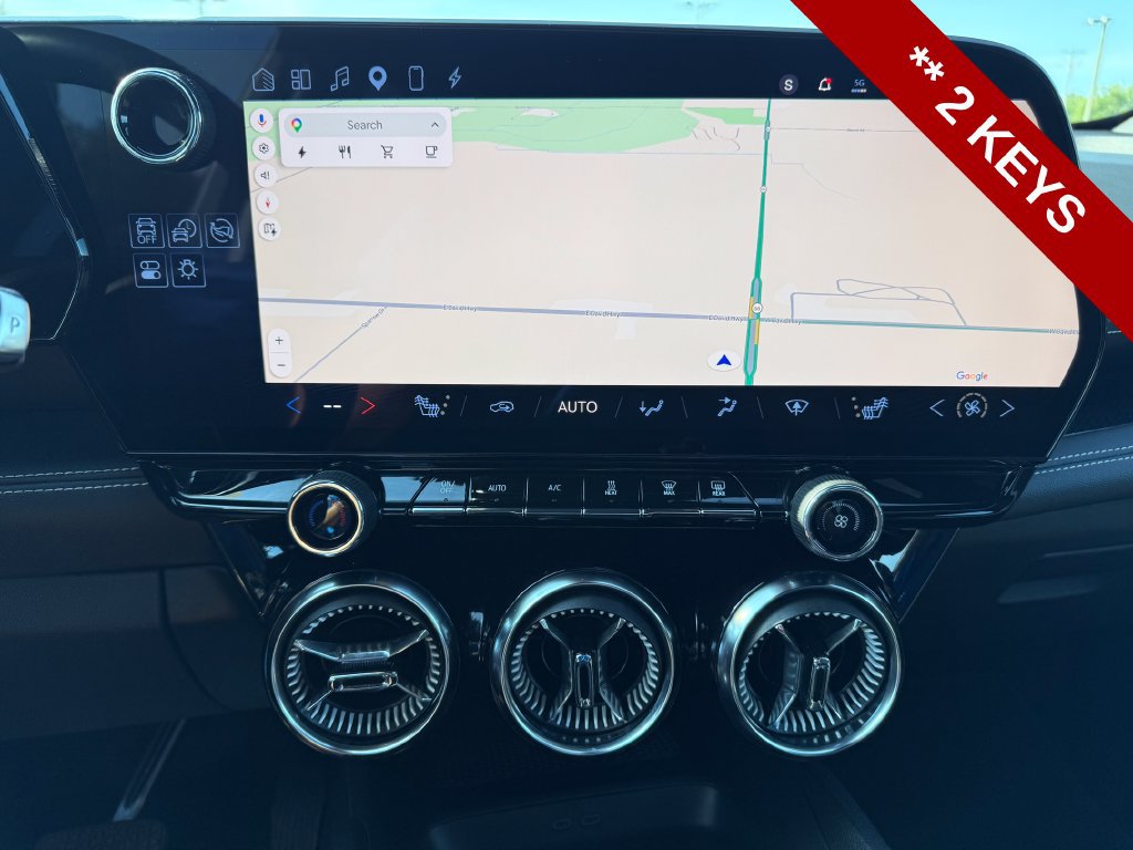Used 2024 Chevrolet Blazer EV LT AWD/4WD image 27