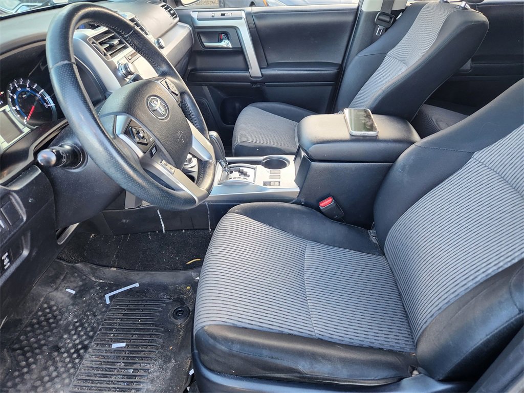 Used 2016 Toyota 4Runner SR5 image 8