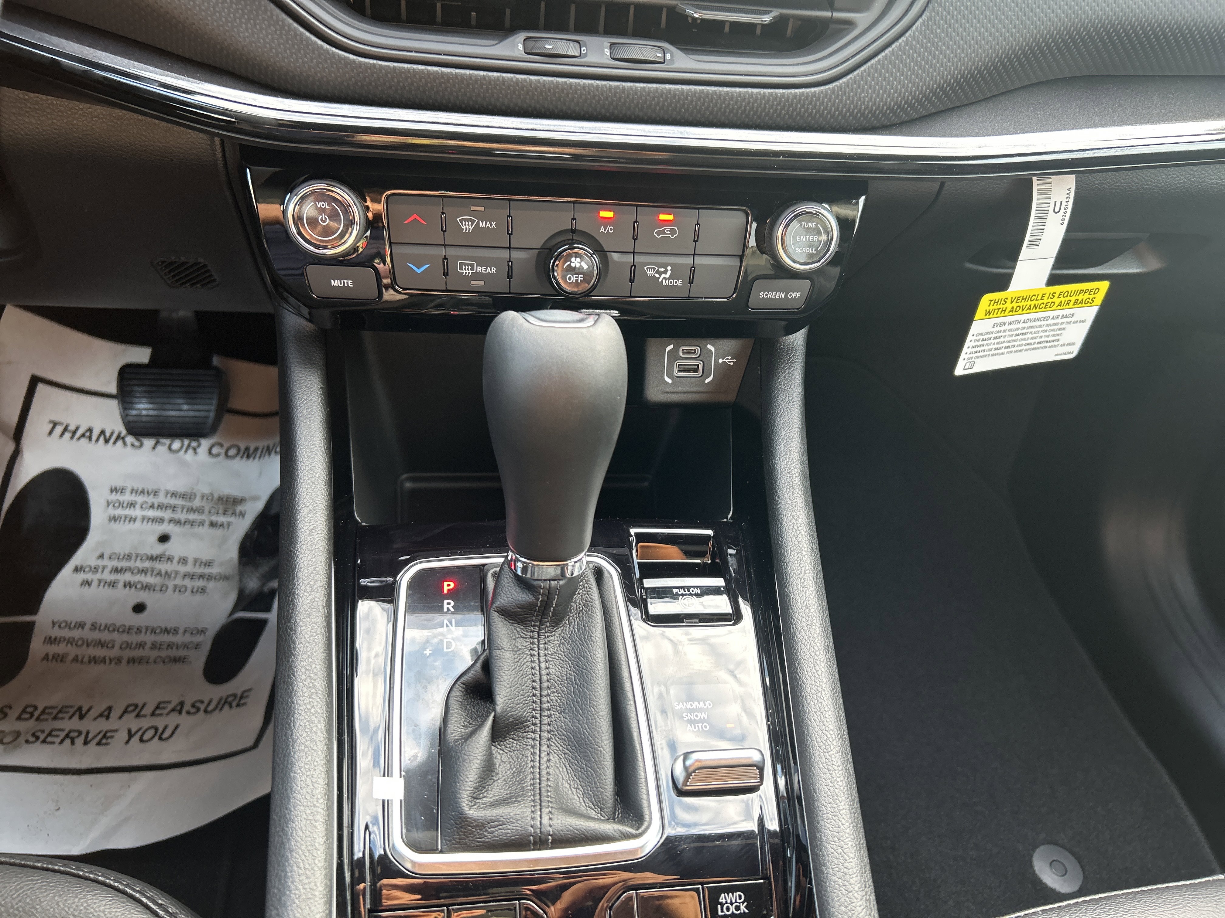 New 2026 Jeep Compass Latitude image 22