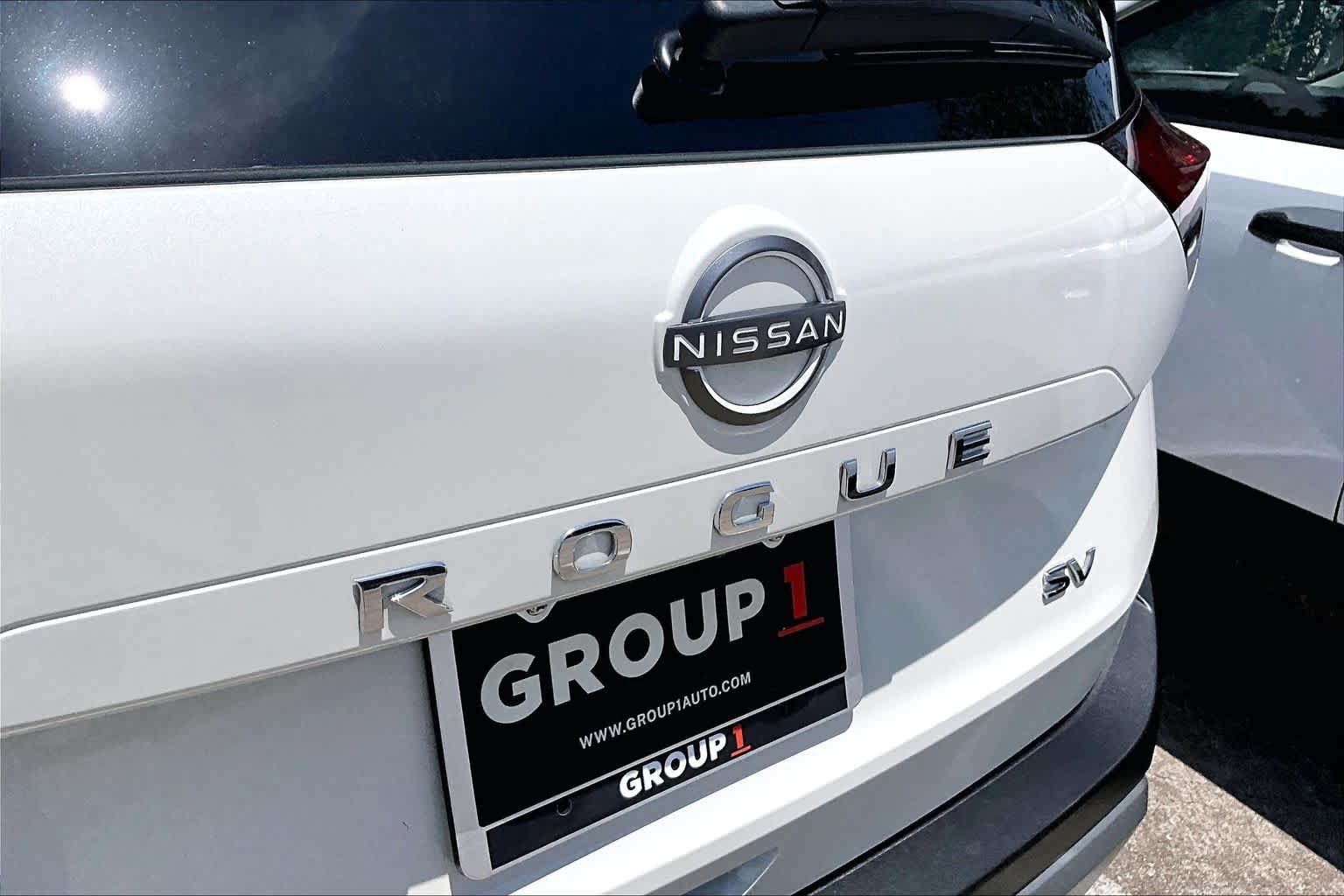 Certified 2023 Nissan Rogue SV FWD image 30