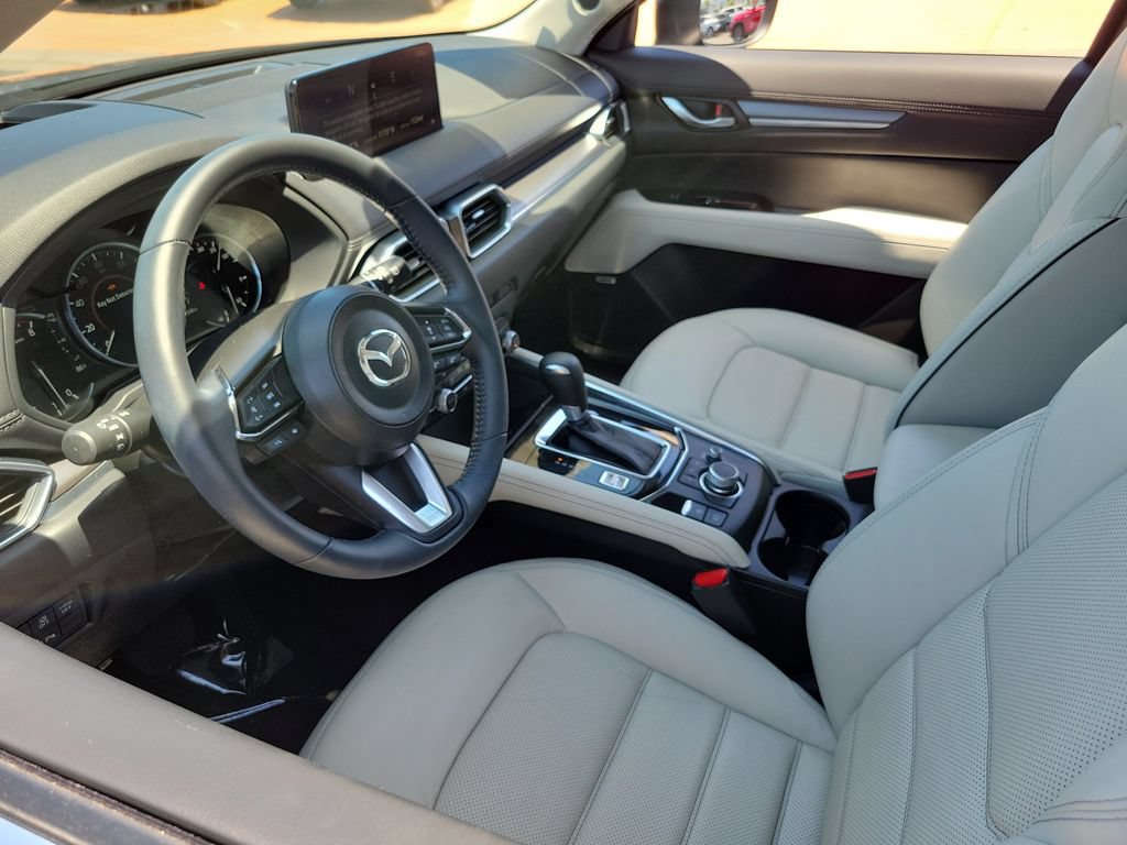 Certified 2025 MAZDA CX-5 AWD 2.5 S w/ Premium Plus Pkg image 3