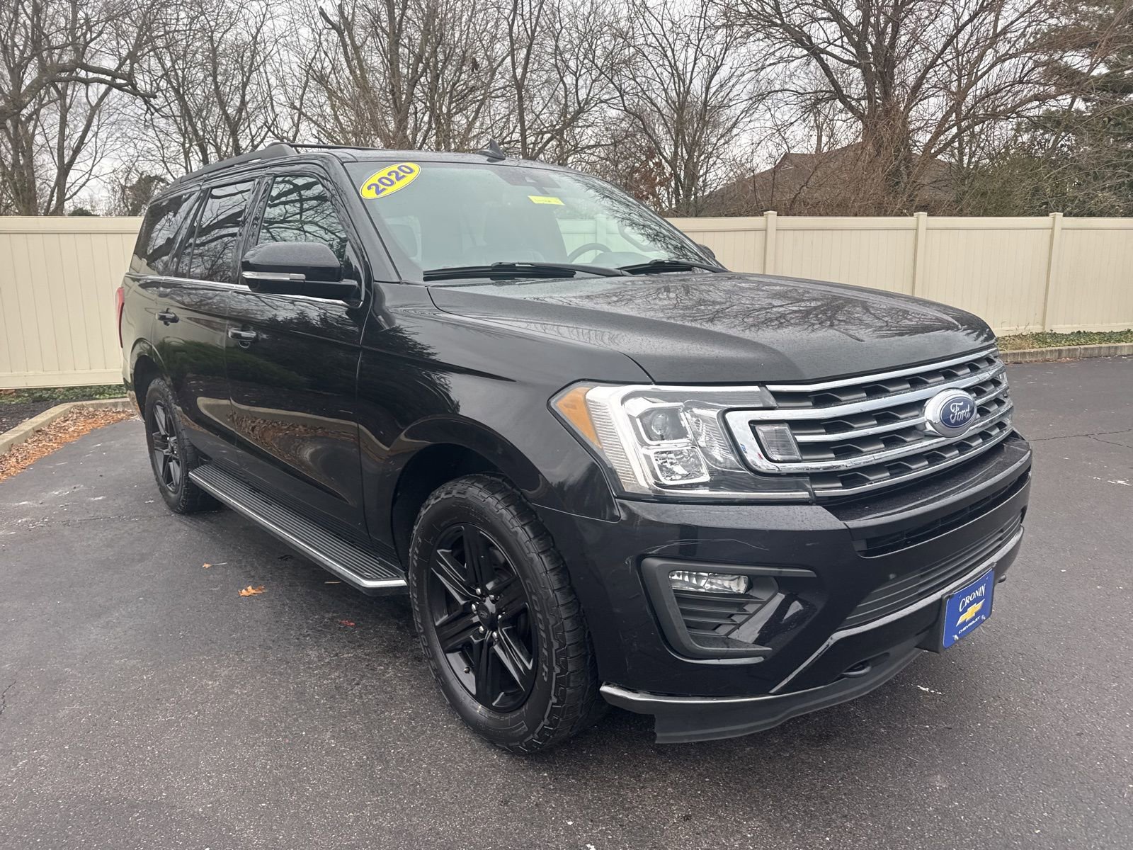 Used 2020 Ford Expedition XLT w/ Equipment Group 202A image 3