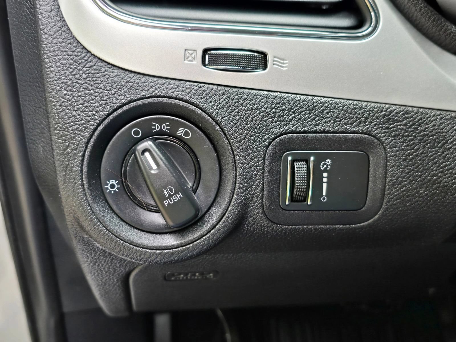 Used 2013 Dodge Journey SXT w/ Flexible Seating Group FWD image 26