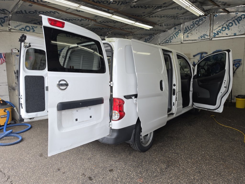 Used 2021 Nissan NV200 S w/ Back Door Glass Package FWD image 3