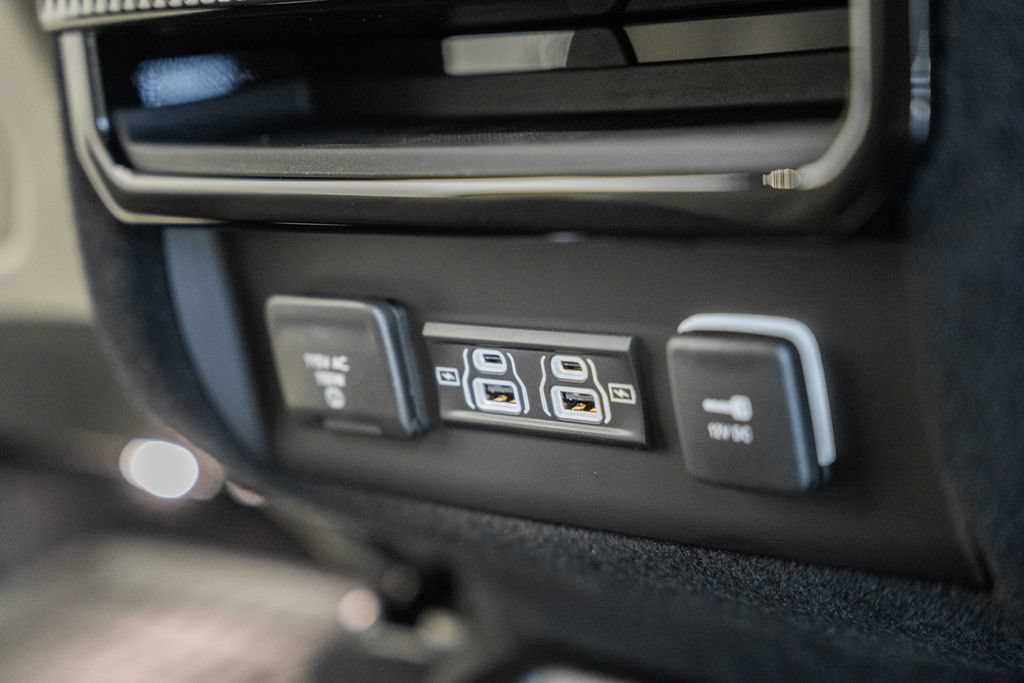 New 2026 Jeep Grand Wagoneer 4WD image 38