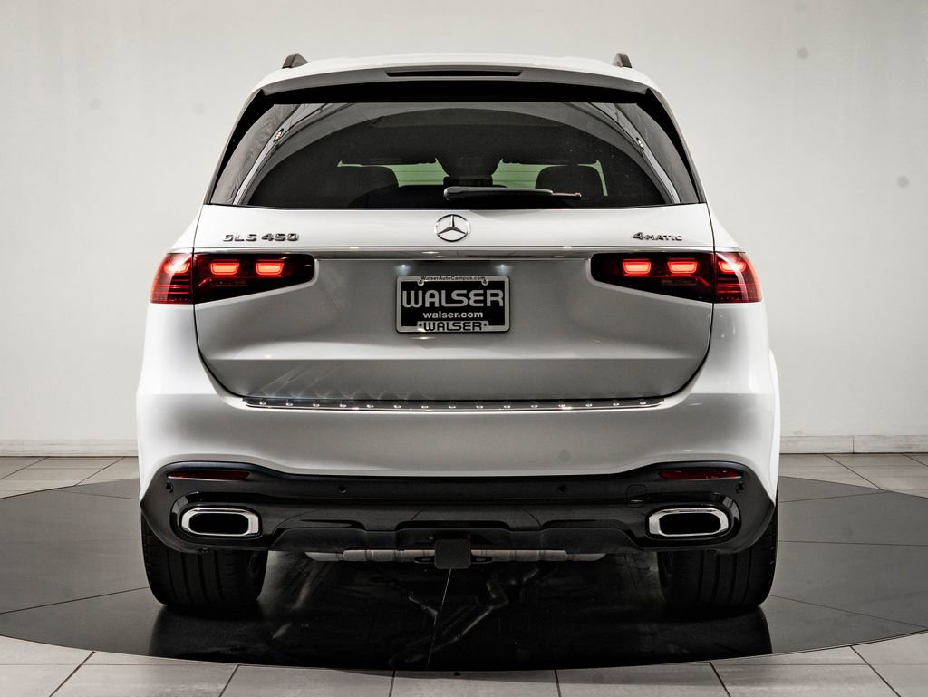 Used 2025 Mercedes-Benz GLS 450 4MATIC image 7