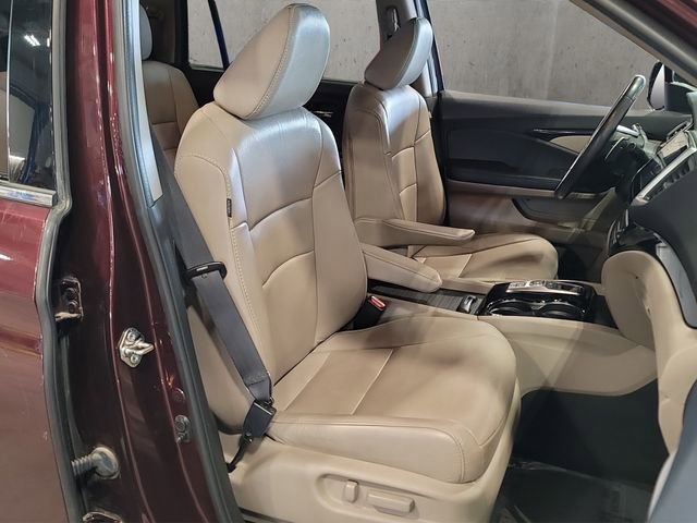 Used 2017 Honda Pilot Touring image 36