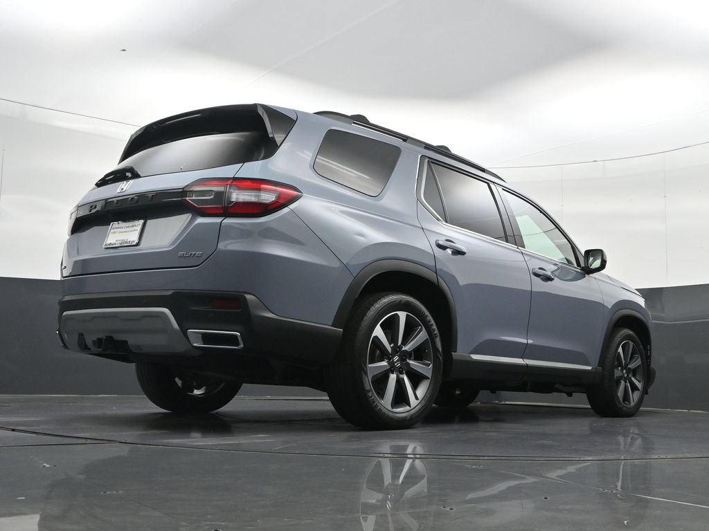 Used 2024 Honda Pilot Elite image 37