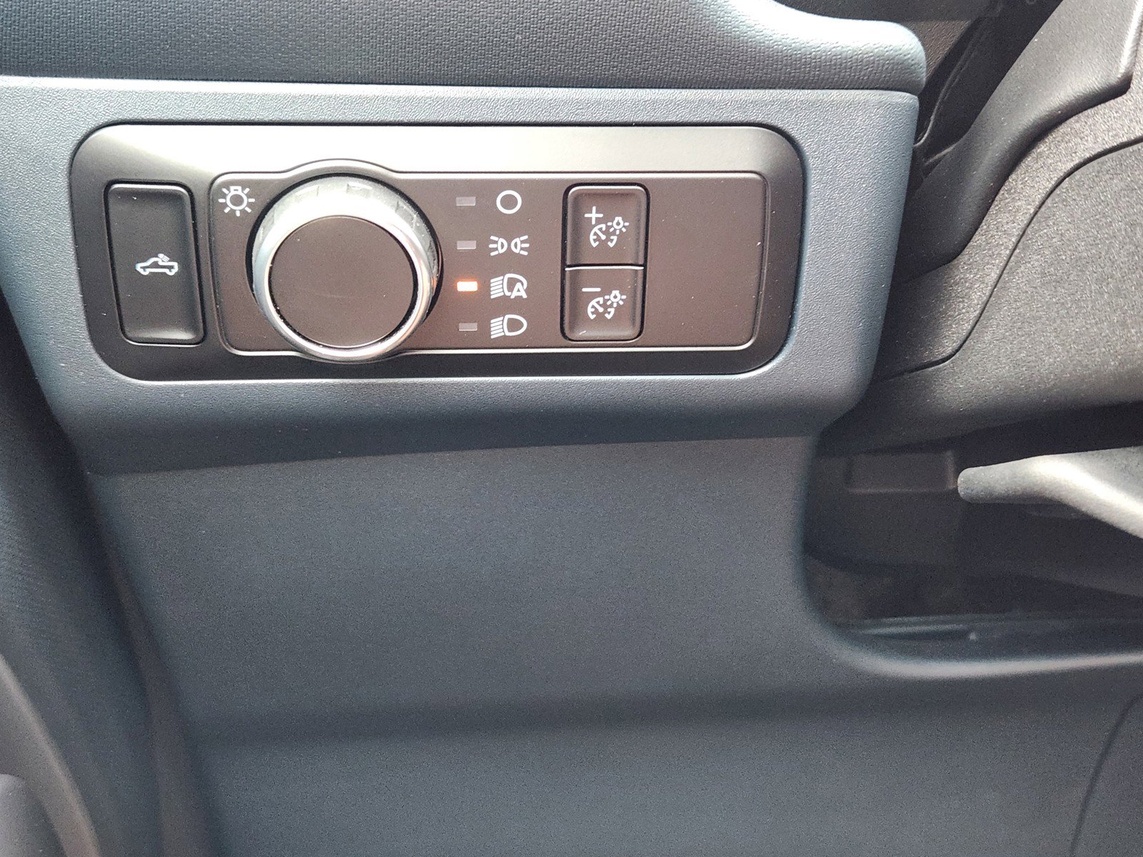 Used 2025 Ford Maverick XLT w/ XLT Luxury Package AWD/4WD image 18