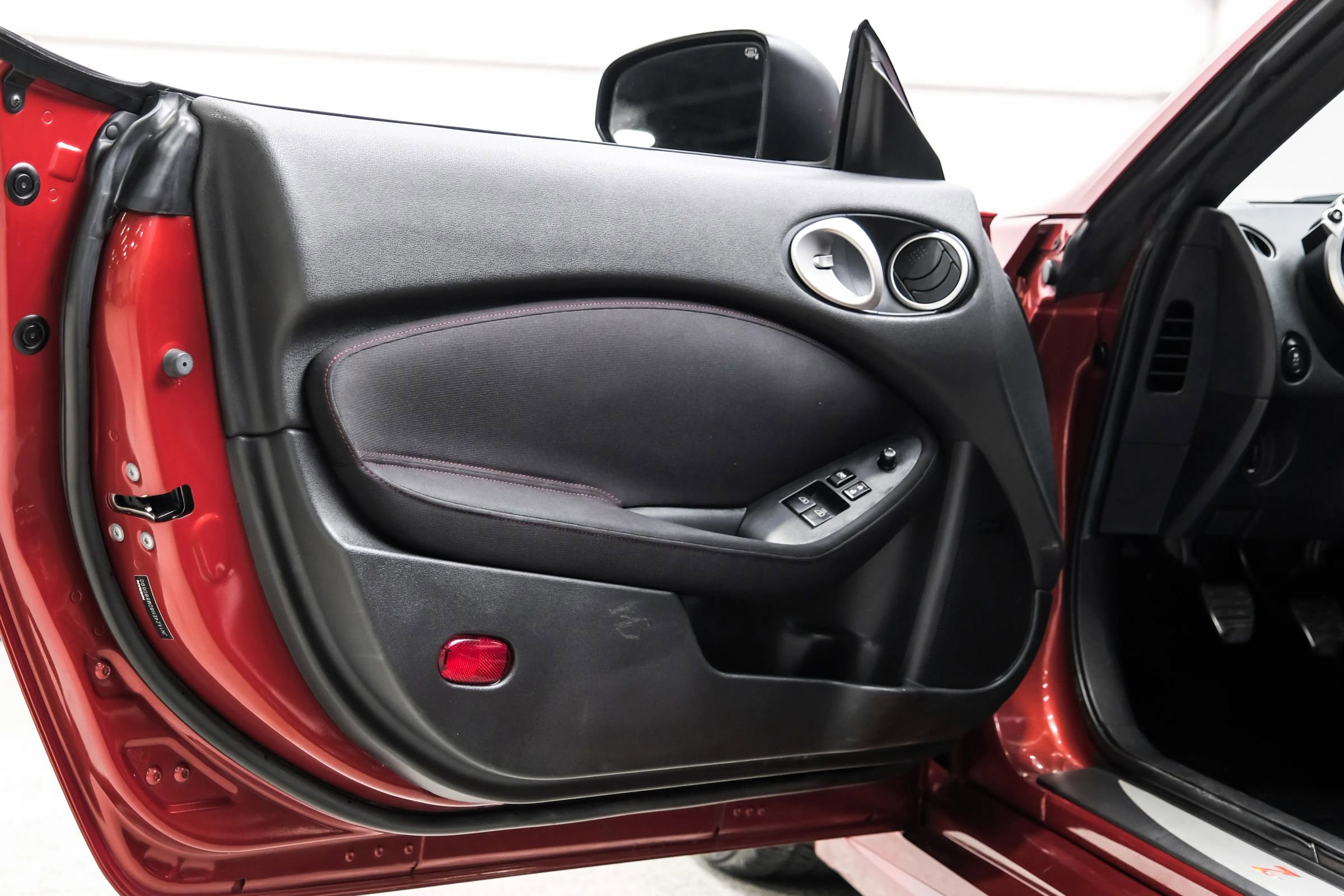 Used 2013 Nissan 370Z NISMO w/ Bose Pkg image 33