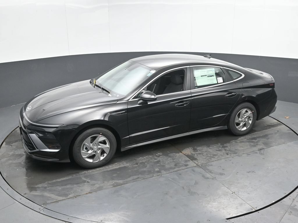 New 2026 Hyundai Sonata SE FWD image 17