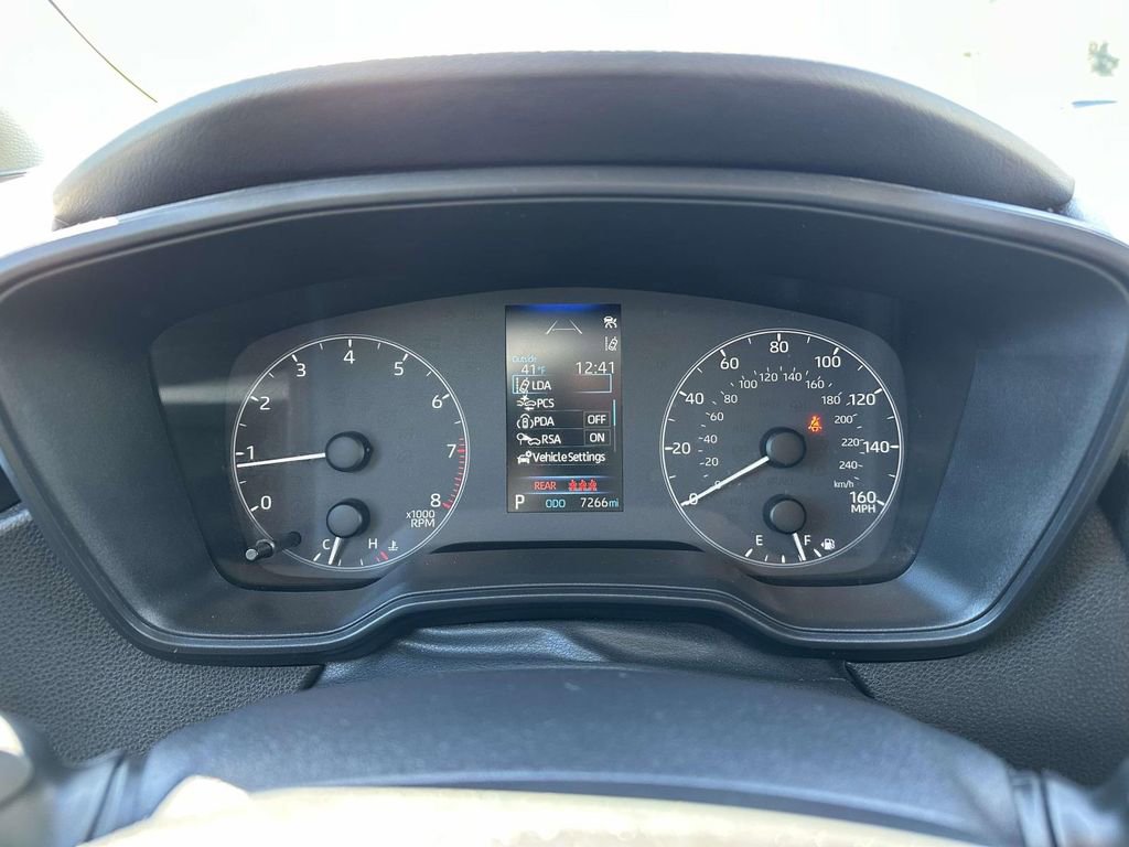 Used 2024 Toyota Corolla LE image 15
