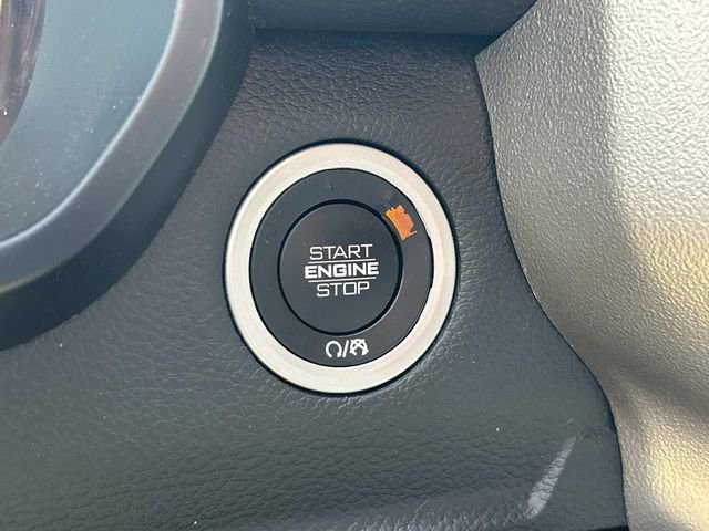 Used 2019 RAM 1500 Laramie image 33