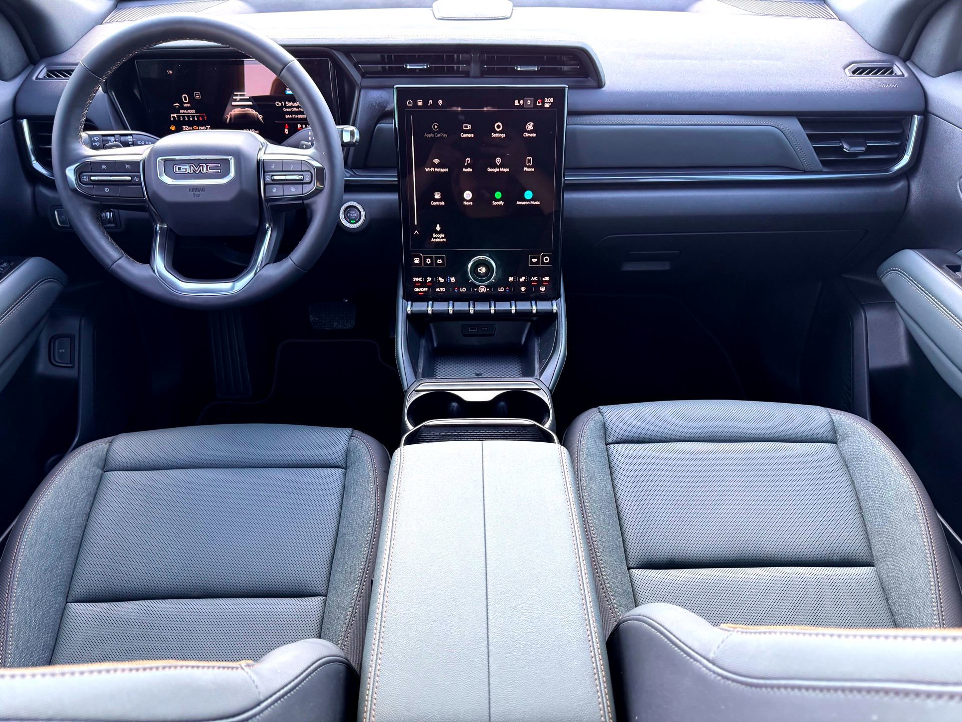 Used 2026 GMC Terrain AT4 w/ Convenience Package III image 22